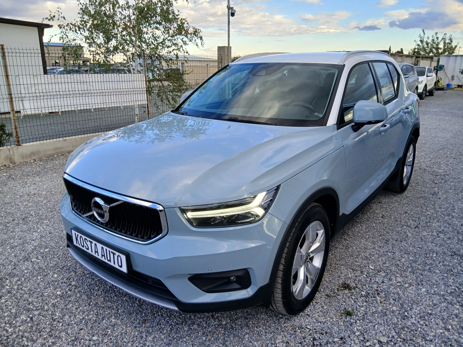 Volvo XC40 като нова 4X4, снимка 9 - Автомобили и джипове - 56200551