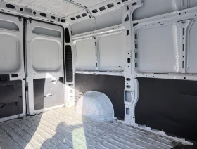 Peugeot Boxer L2H2 2.2 HDI Premium | Auto.bg — изображение 12