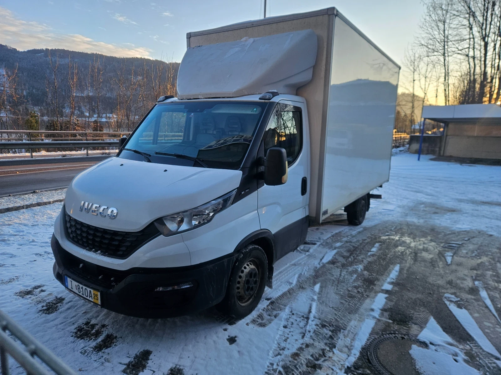 Iveco 35s16 35s16 дистроник пад борд, снимка 1