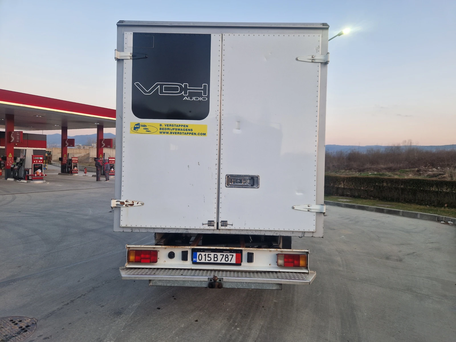 Peugeot Boxer 2.2/150кс/Фургон, снимка 6 - Бусове и автобуси - 53852147