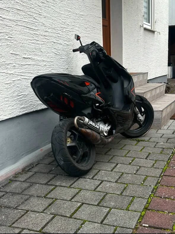 Yamaha Aerox, снимка 3 - Мотоциклети и мототехника - 54164787