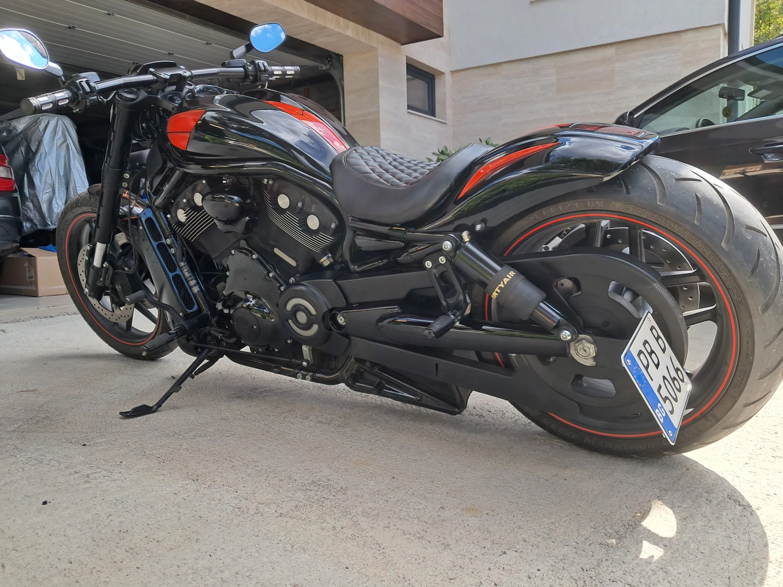Harley-Davidson V-Rod NIGHT-ROD-ABS -CUSTOM-КАТО НОВ, снимка 2 - Мотоциклети и мототехника - 55456032