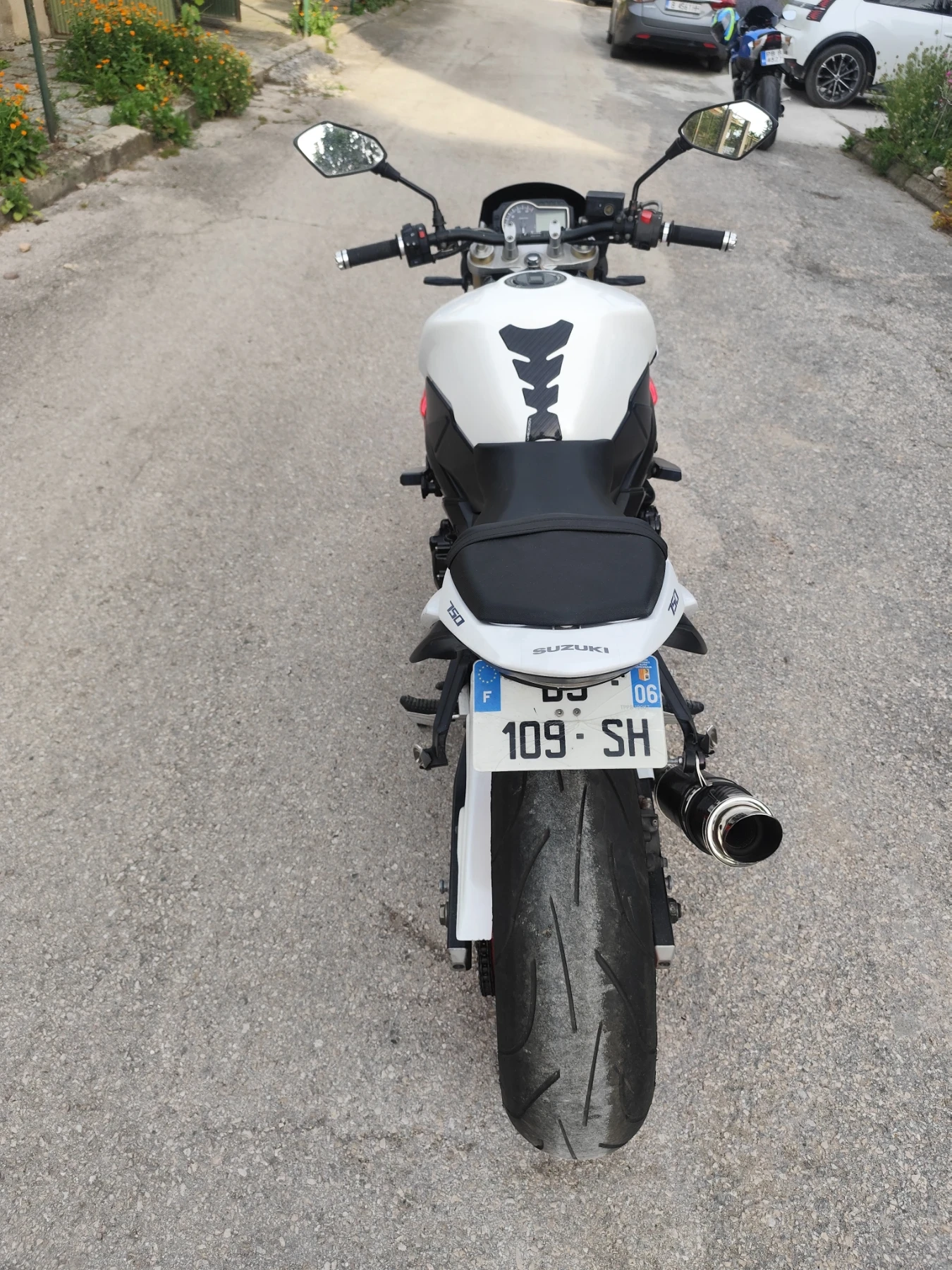 Suzuki Gsr 750 | Mobile.bg � ����������� 6