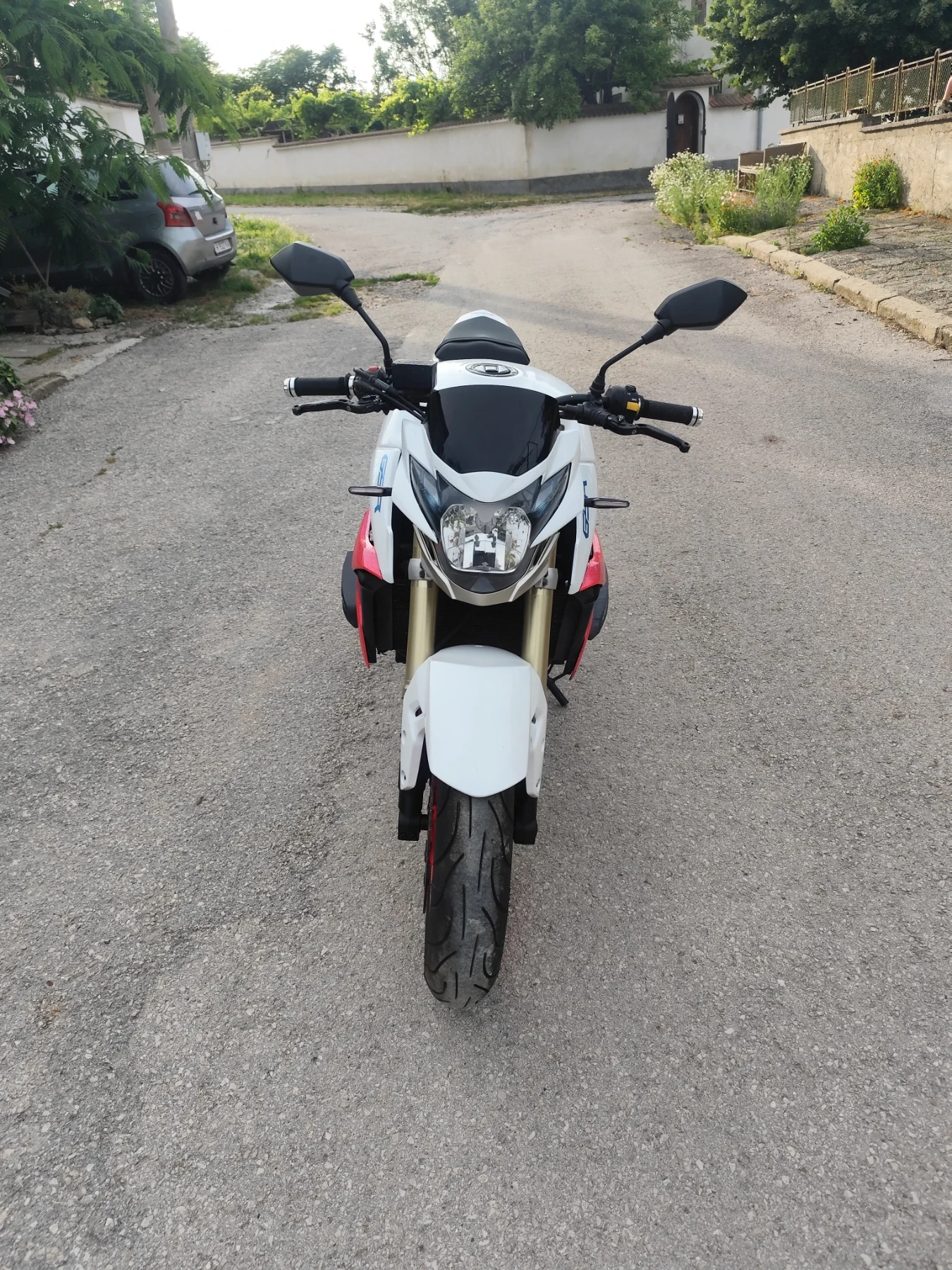 Suzuki Gsr 750 | Mobile.bg � ����������� 5