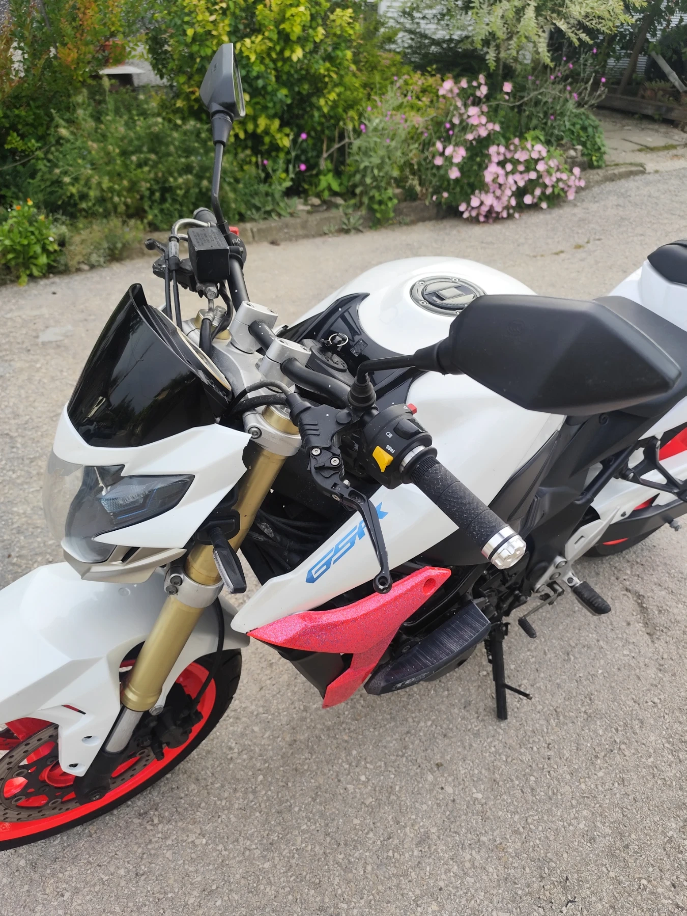 Suzuki Gsr 750 | Mobile.bg � ����������� 10