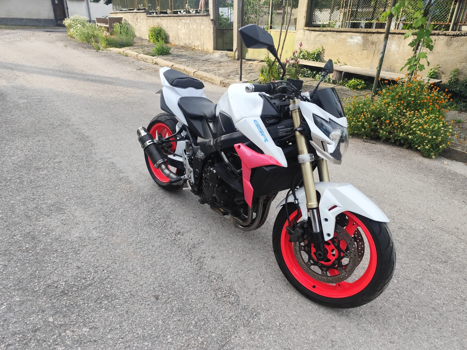 Suzuki Gsr 750 | Mobile.bg � ����������� 4
