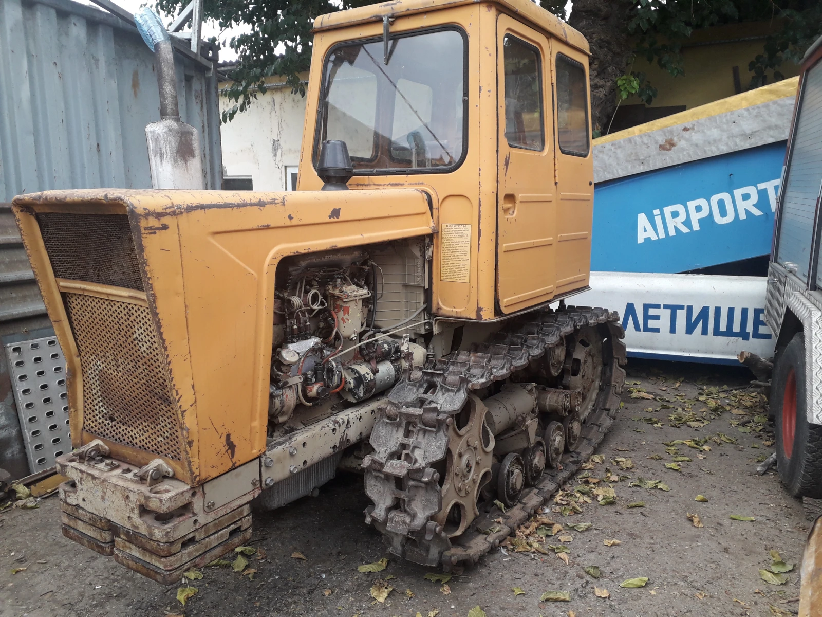 Трактор Болгар т 54 верижен - изображение 4