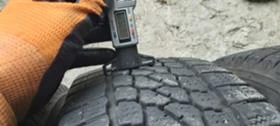 Гуми Зимни 215/65R16, снимка 5