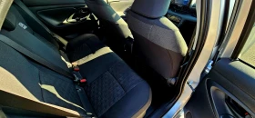 Toyota Yaris 1.5  Hybrid , снимка 10