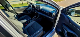 Toyota Yaris 1.5  Hybrid , снимка 9