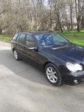 Mercedes-Benz C 220, снимка 2