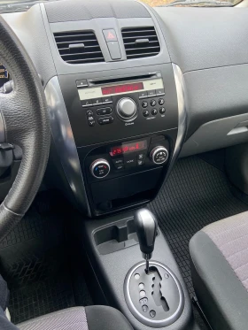 Suzuki SX4 1.6i Бензин - Автоматик, снимка 11