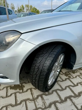 Обява за продажба на Mercedes-Benz C 250 250* Фейс* Автомат* Клима* Обслужена* 4MATIC*  ~16 777 лв. - изображение 3