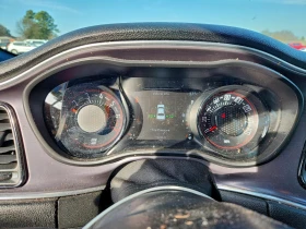 Dodge Challenger 3.6* V6* 8ZF* ПОДГРЕВ* КАМЕРА* КЕЙЛЕС* LANE* ASSIS - 10422 € / 20383.66 лв. - 90255375 9