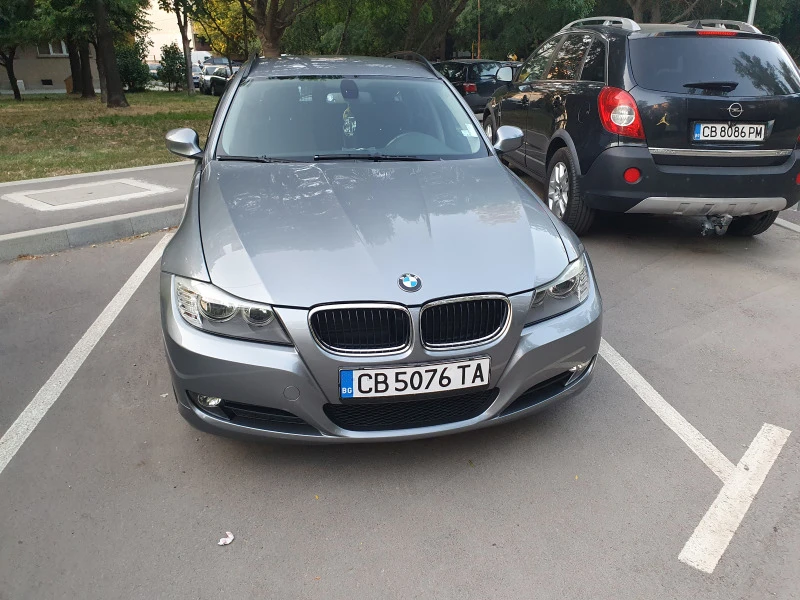 BMW 318 E91 facelift , снимка 1 - Автомобили и джипове - 47373302