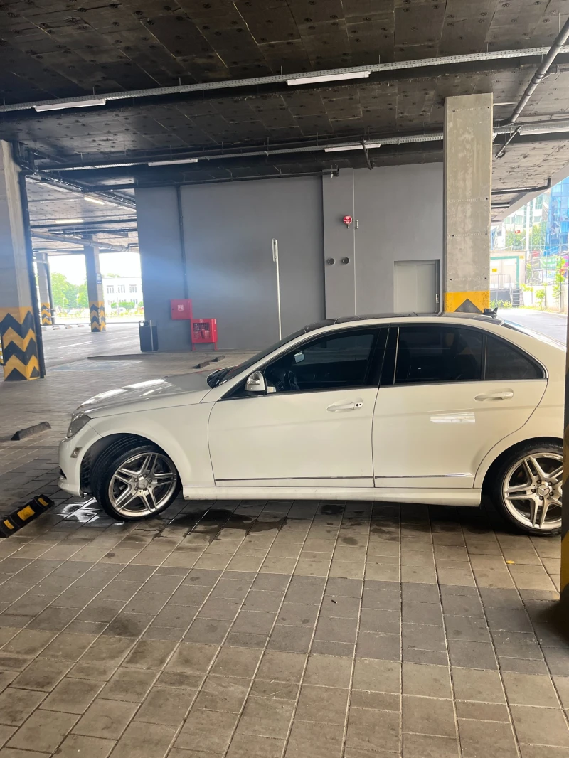 Mercedes-Benz C 300, снимка 6 - Автомобили и джипове - 47405787