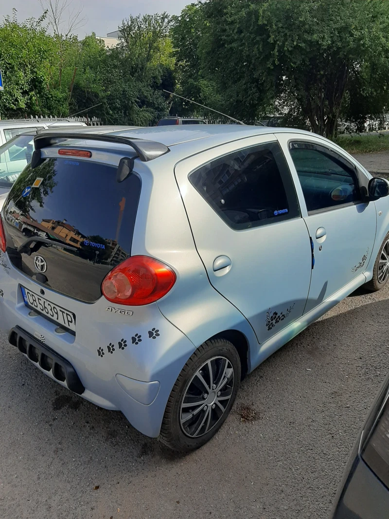 Toyota Aygo 1.0, снимка 3 - Автомобили и джипове - 48007065