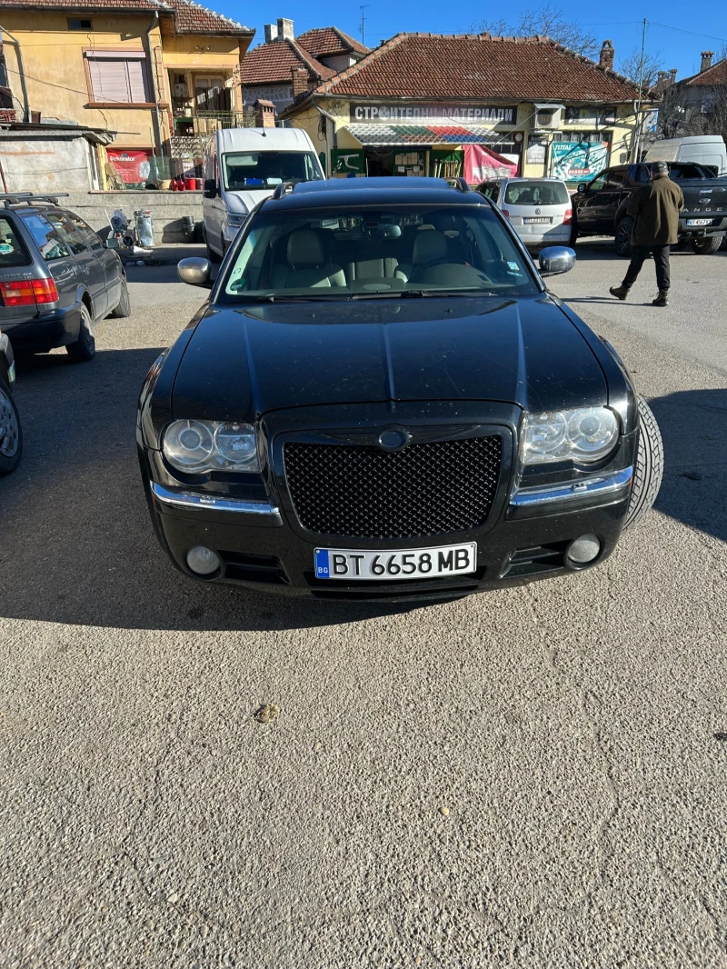 Chrysler 300c 3000, снимка 1 - Автомобили и джипове - 48376522