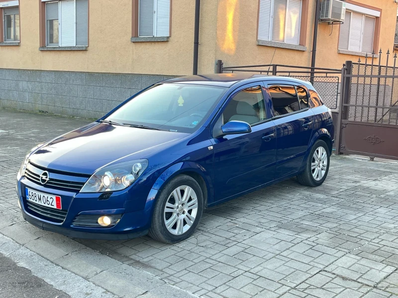 Opel Astra 1.6 Twinport, снимка 1 - Автомобили и джипове - 48711655