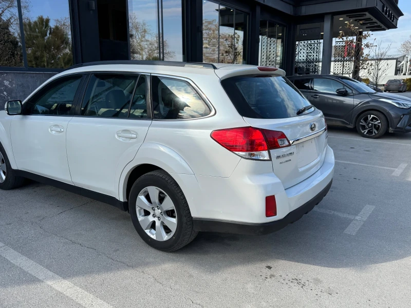 Subaru Outback 2, 5 l 167kc, снимка 7 - Автомобили и джипове - 49143621