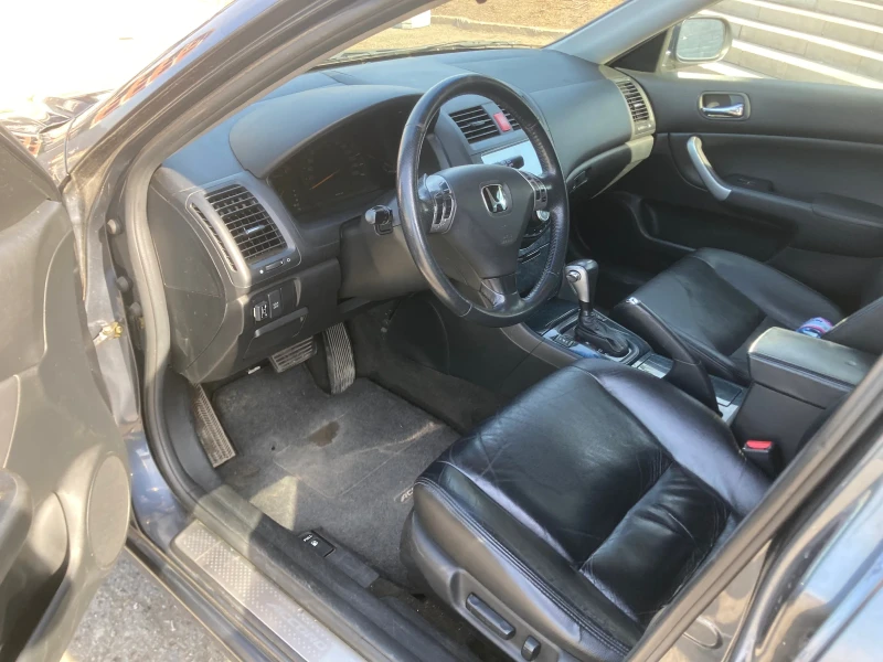 Honda Accord Executive, снимка 7 - Автомобили и джипове - 49444268