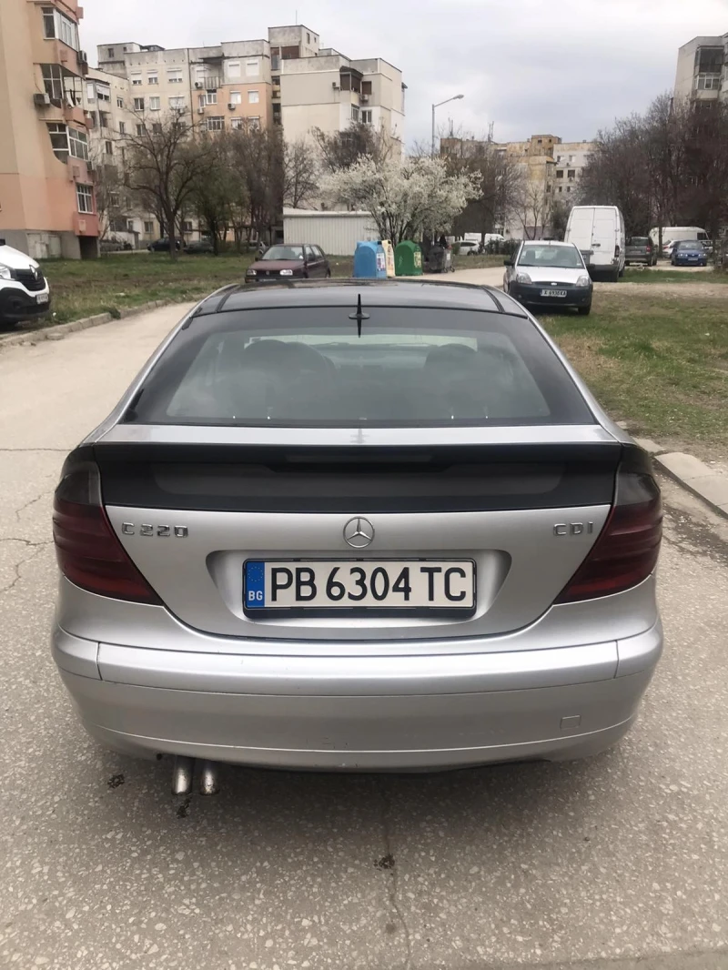 Mercedes-Benz C 220 Cdi Купе , снимка 6 - Автомобили и джипове - 49535972