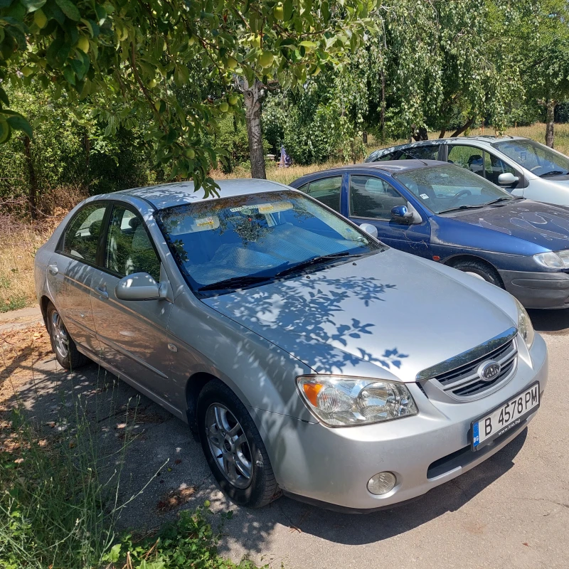 Kia Cerato ЕX, снимка 2 - Автомобили и джипове - 51006069