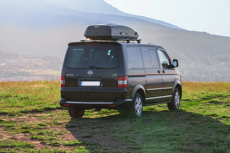 VW Multivan T5, снимка 4 - Автомобили и джипове - 52172159