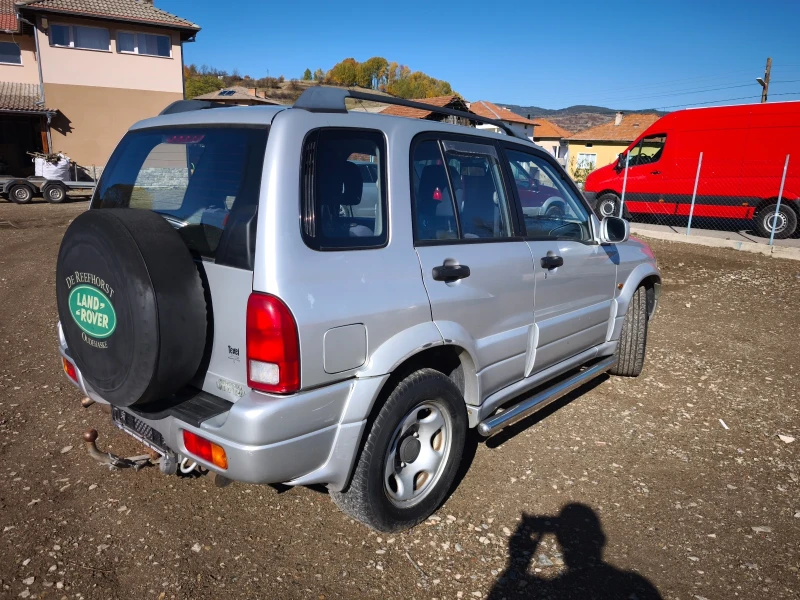 Suzuki Grand vitara 2.0 Бензин 128к.с., снимка 4 - Автомобили и джипове - 52938177