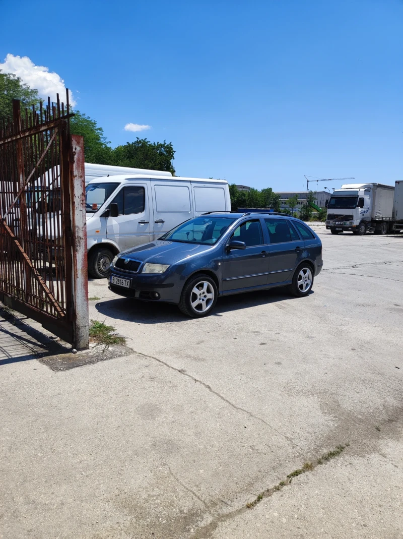Skoda Fabia Комби, снимка 4 - Автомобили и джипове - 52617883