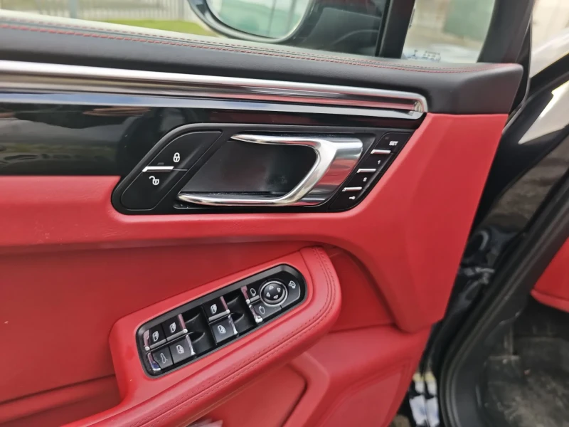 Porsche Macan УНИКАТ ТОП ТОП ТОП, снимка 13 - Автомобили и джипове - 52068934