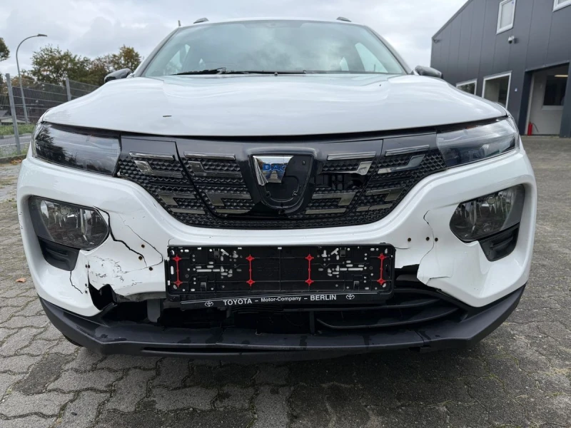 Dacia Spring 33kw- НАЛИЧЕН, снимка 4 - Автомобили и джипове - 52417101