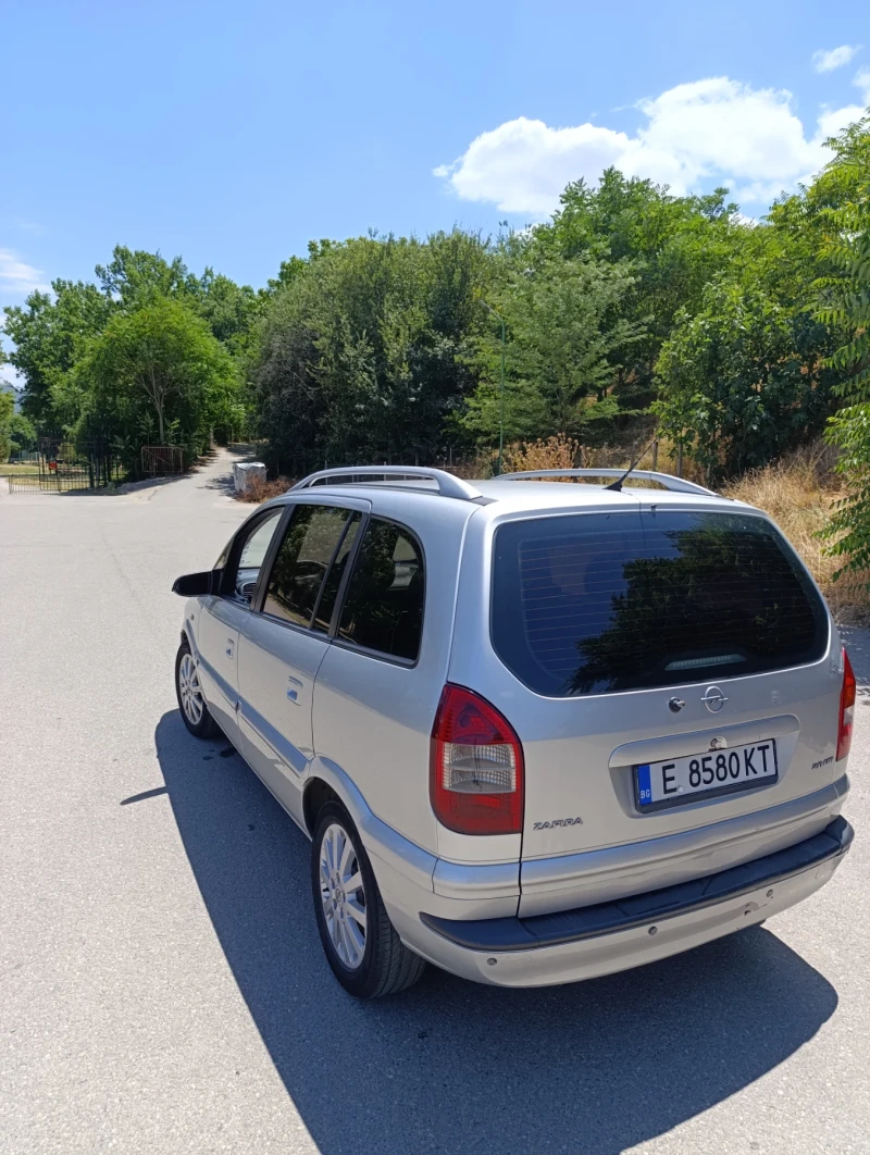 Opel Zafira, снимка 2 - Автомобили и джипове - 52516889
