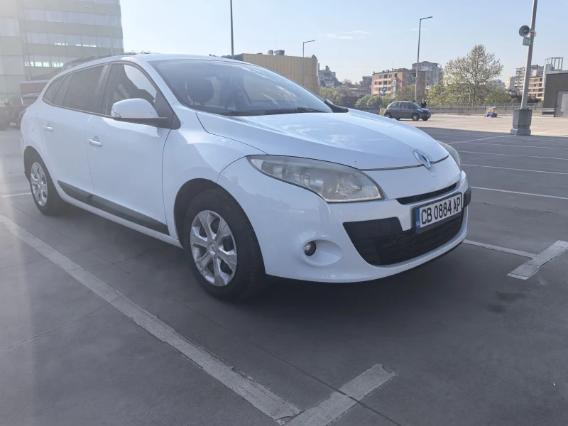 Renault Megane 1.5 dci, снимка 6 - Автомобили и джипове - 52841776