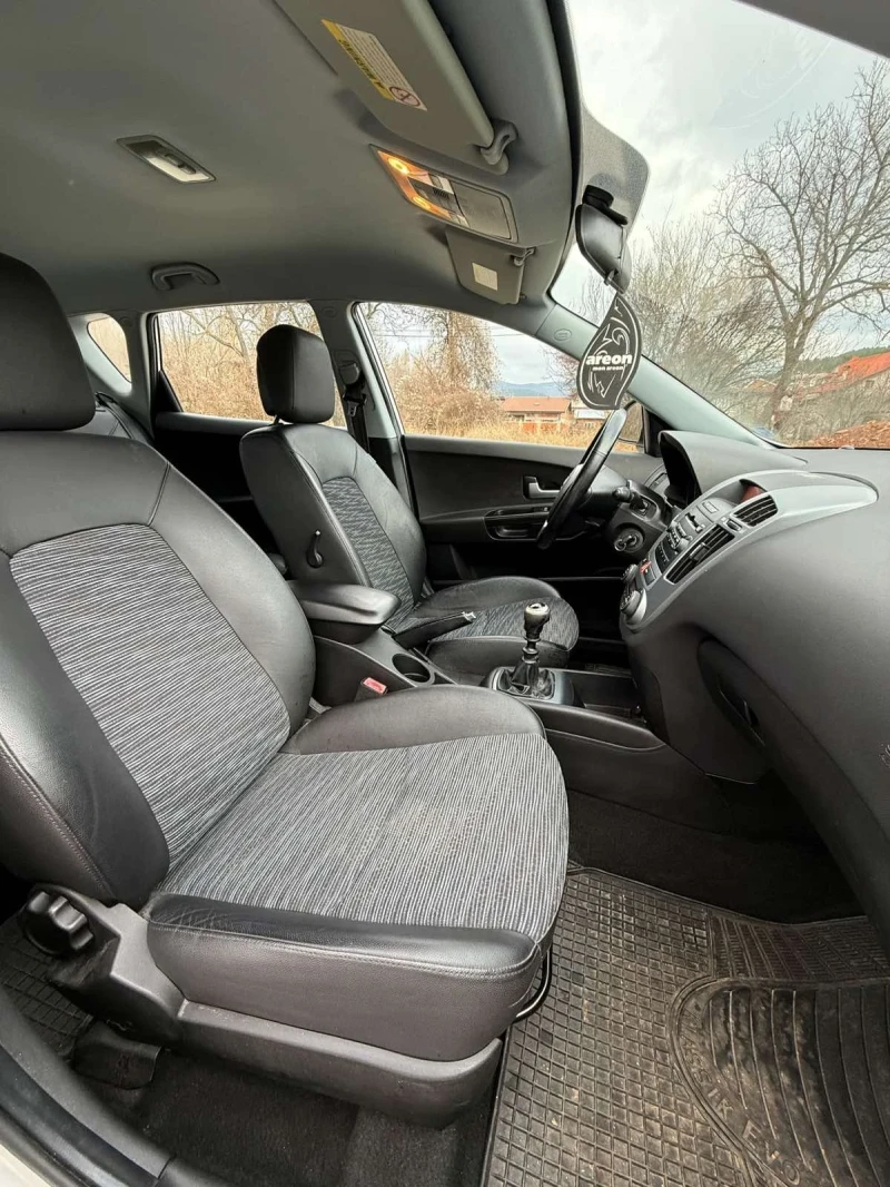 Kia Ceed 125000КМ НОВ ВНОС ЗАПАЗЕН, снимка 10 - Автомобили и джипове - 52876809