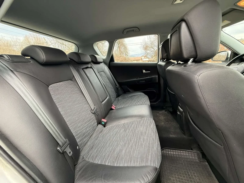 Kia Ceed 125000КМ НОВ ВНОС ЗАПАЗЕН, снимка 12 - Автомобили и джипове - 52876809