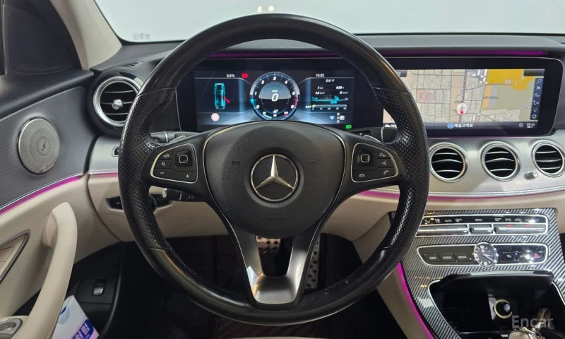 Mercedes-Benz E 350, снимка 13 - Автомобили и джипове - 53277331