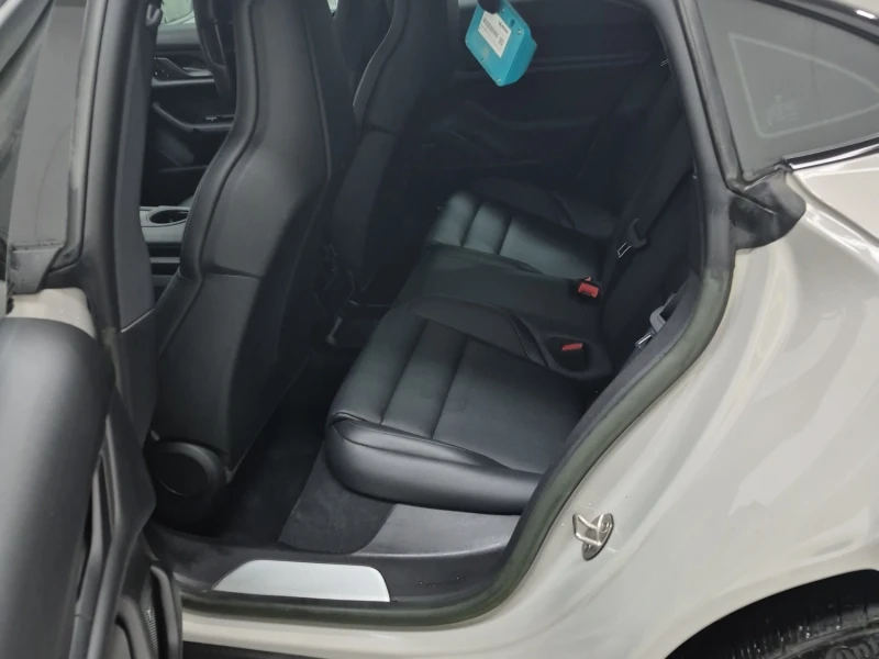Porsche Taycan 4S AWD, снимка 11 - Автомобили и джипове - 53568110