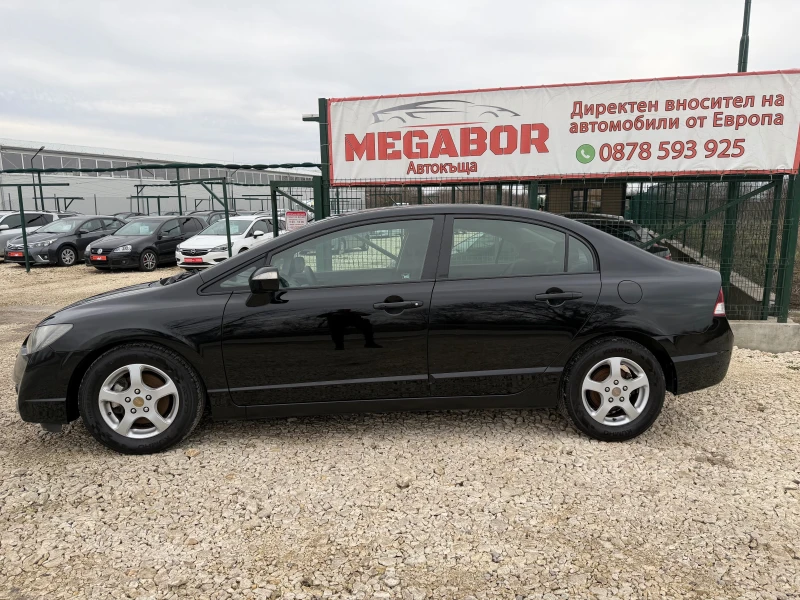 Honda Civic 1.6 16v/125p.s-Facelift-Sedan!!!, снимка 7 - Автомобили и джипове - 53578667