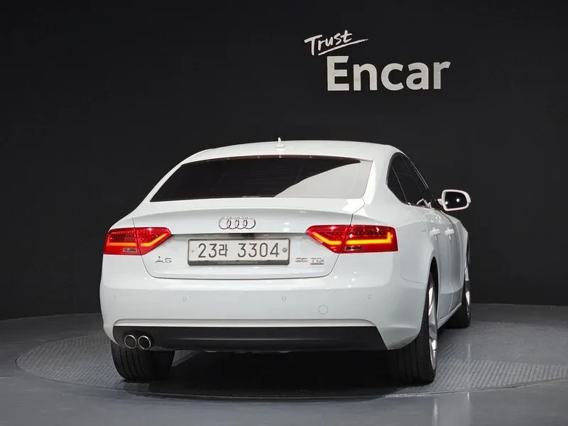 Audi A5 2.0 TDI Quattro - САМО 30% АВАНС, снимка 8 - Автомобили и джипове - 56003348