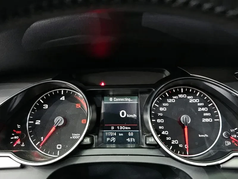 Audi A5 2.0 TDI Quattro - САМО 30% АВАНС, снимка 16 - Автомобили и джипове - 56003348