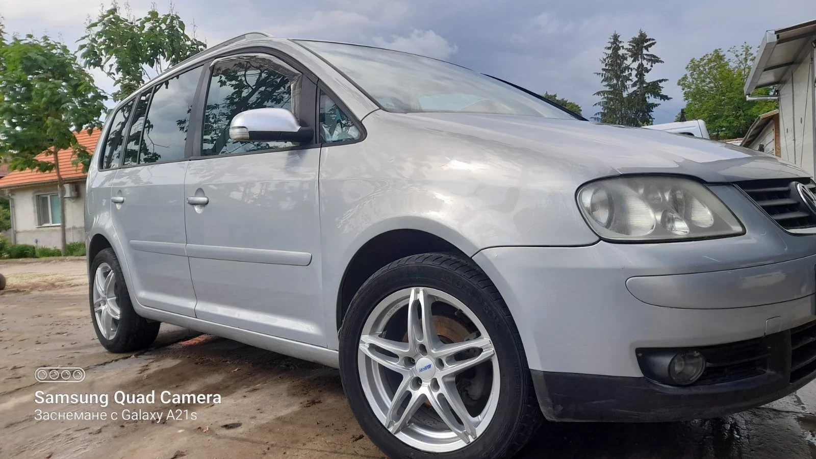 VW Touran 2.0 140кс - изображение 2