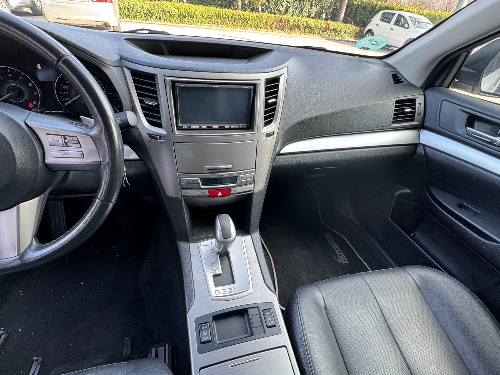 Subaru Outback 2, 5 l 167kc АВТОМАТИК , КОЖА , НАВИ - изображение 10