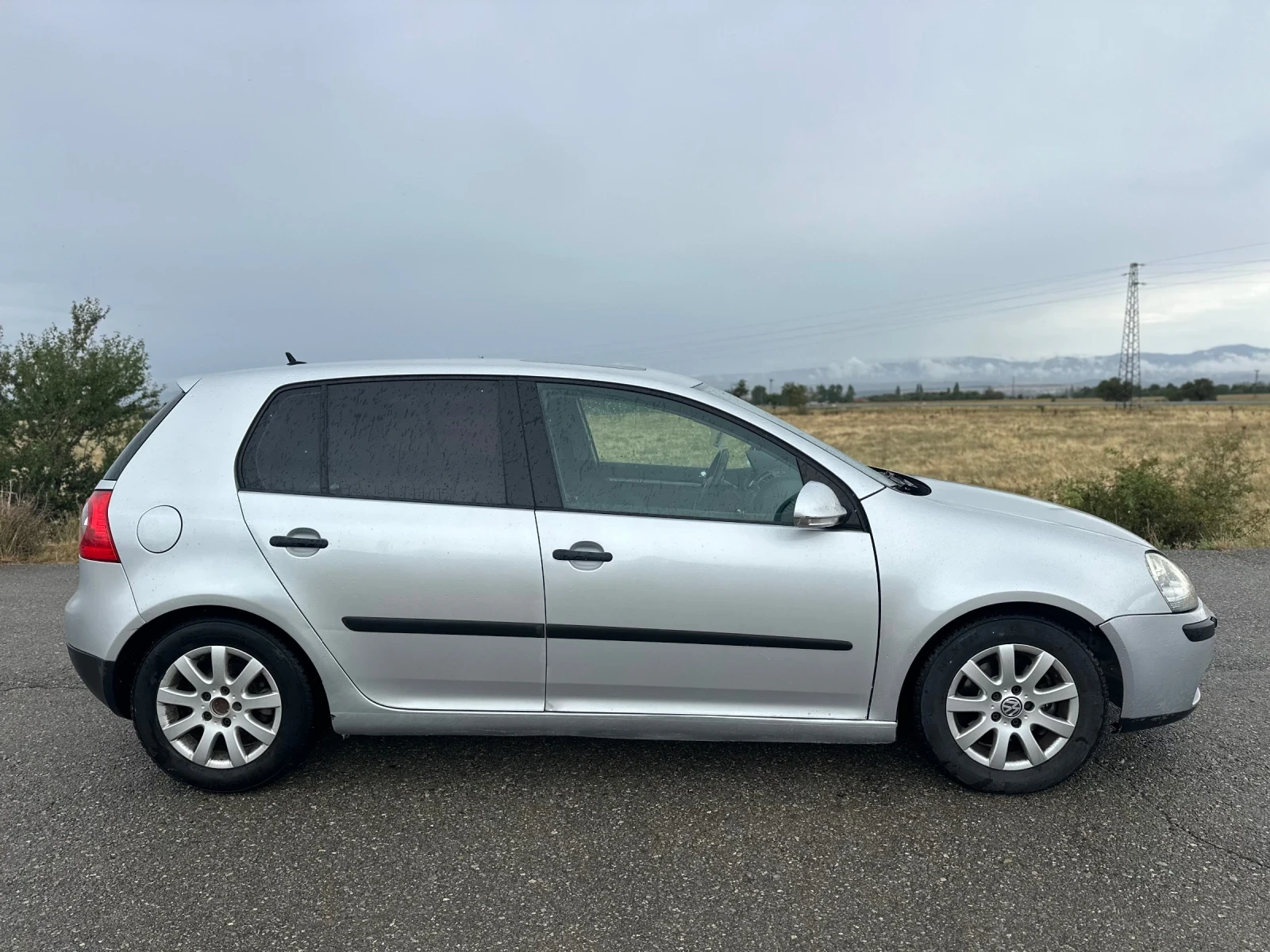 VW Golf 1.6 АВТОМАТИК - изображение 2