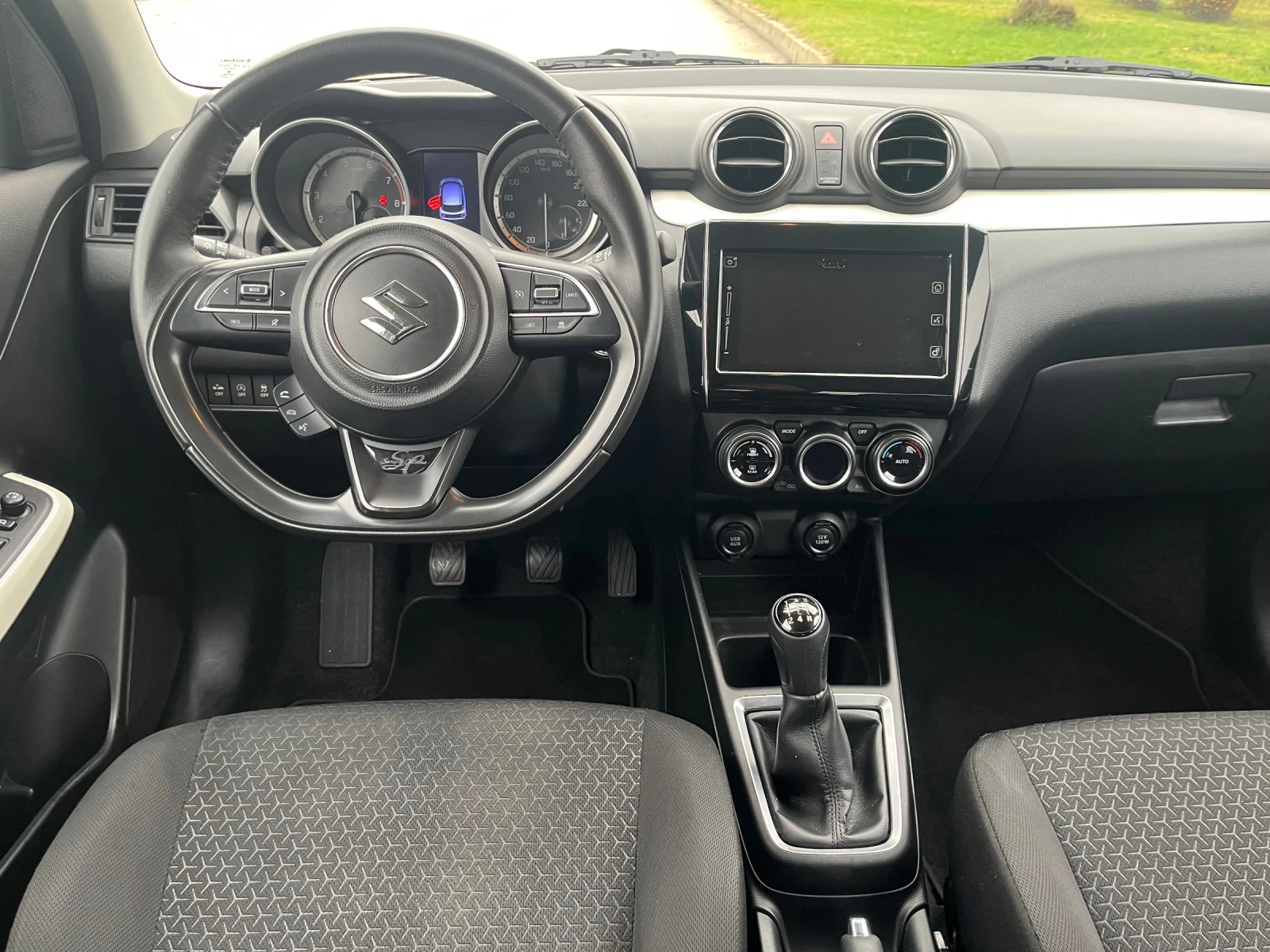 Suzuki Swift 1.2 4x4 Hybrid Sergio Cellano | Mobile.bg   12