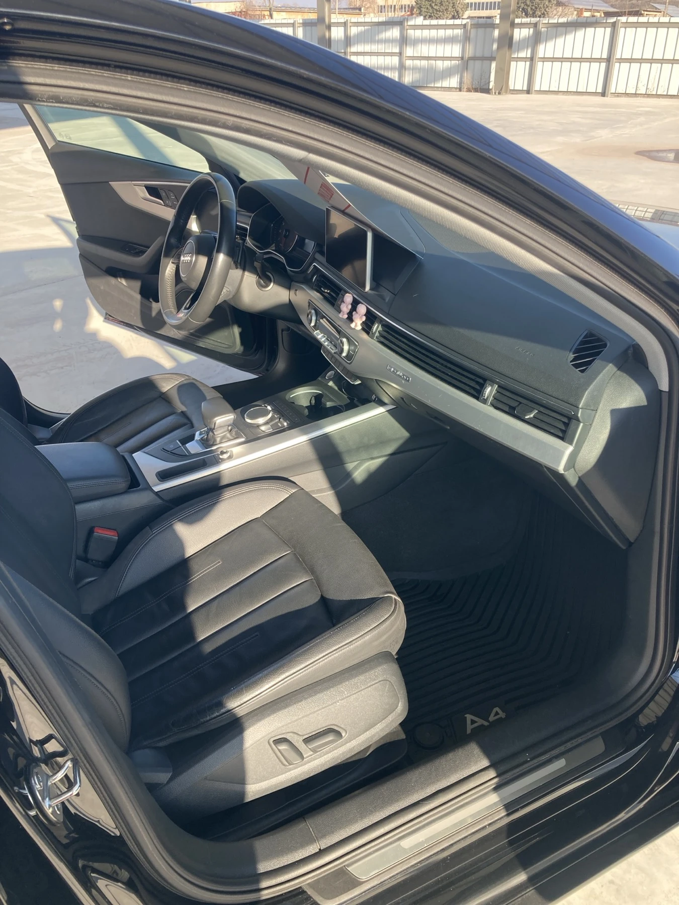 Audi A4 2.0 TFSI* S-line* Android* Carplay | Mobile.bg � ����������� 13