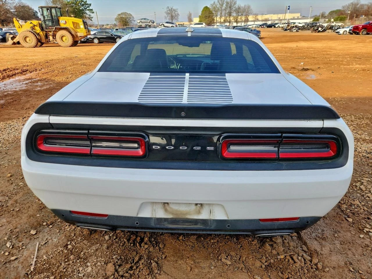 Dodge Challenger 3.6* V6* 8ZF* ПОДГРЕВ* КАМЕРА* КЕЙЛЕС* LANE* ASSIS - изображение 6