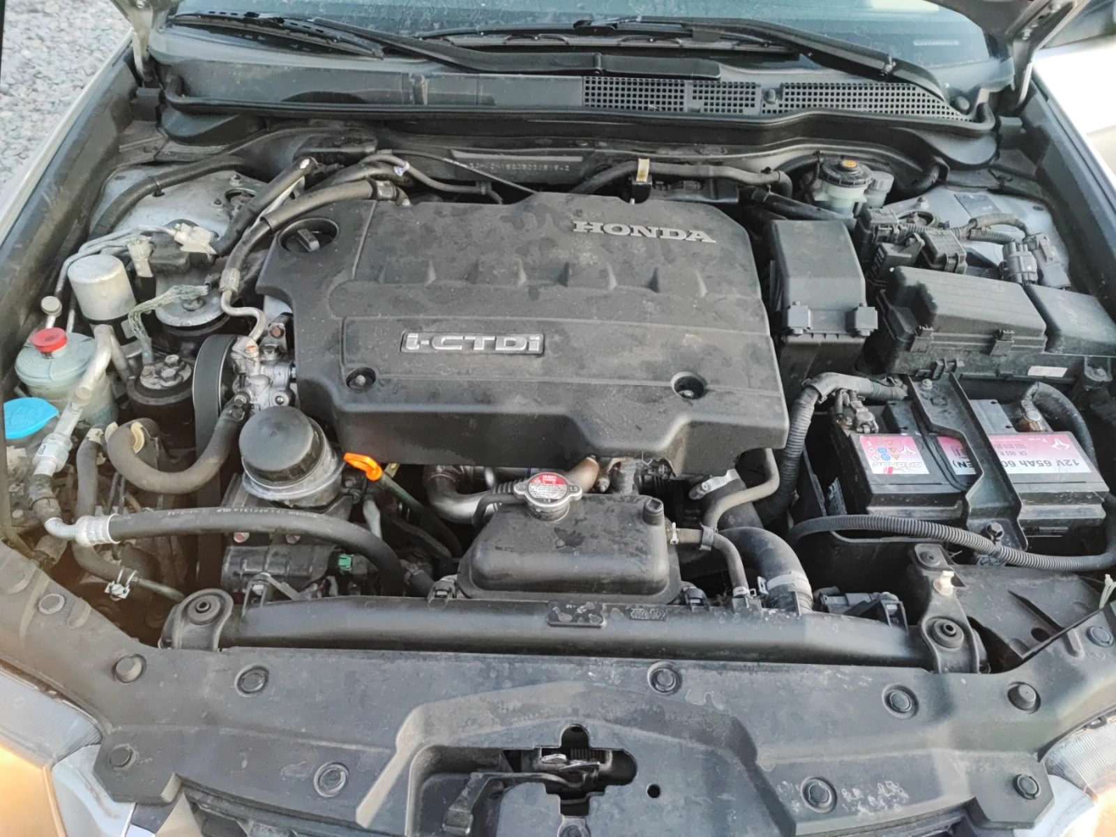 Honda Accord 2.2/140KC, снимка 10 - Автомобили и джипове - 53778297