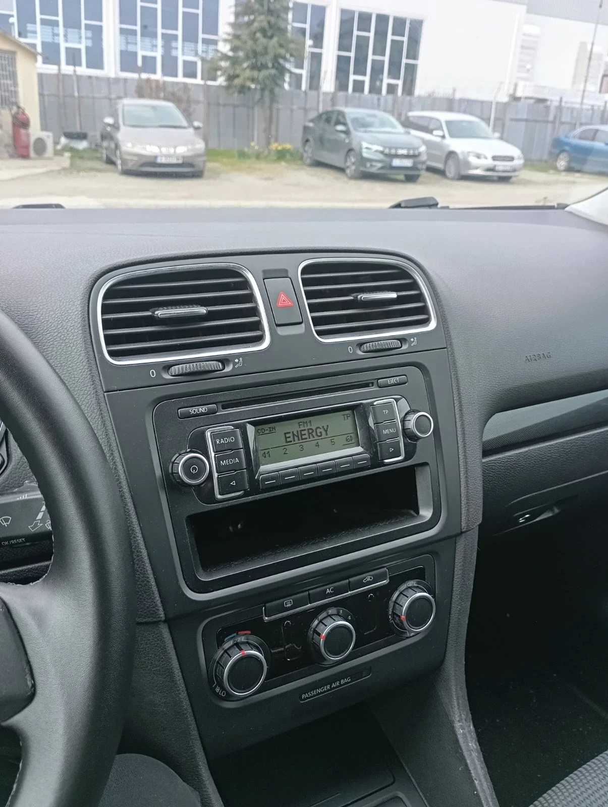 VW Golf, снимка 8 - Автомобили и джипове - 53879800