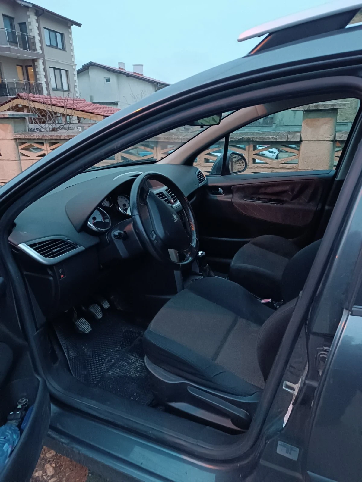 Peugeot 207 SW 1, 6 110�.�. | Mobile.bg � ����������� 2